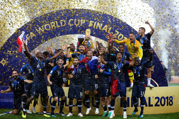 篮球比赛中 篮球比赛中